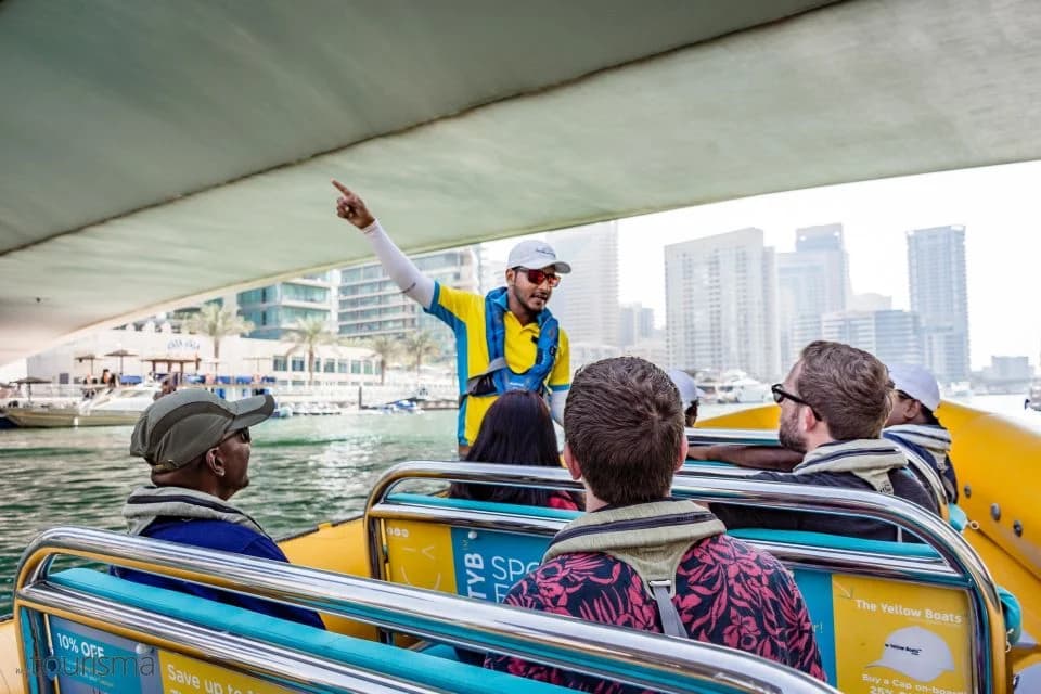 Save Up to 34% with Combo: 99 Minutes Premium Boat Tour + FREE Dubai Frame - Image 2